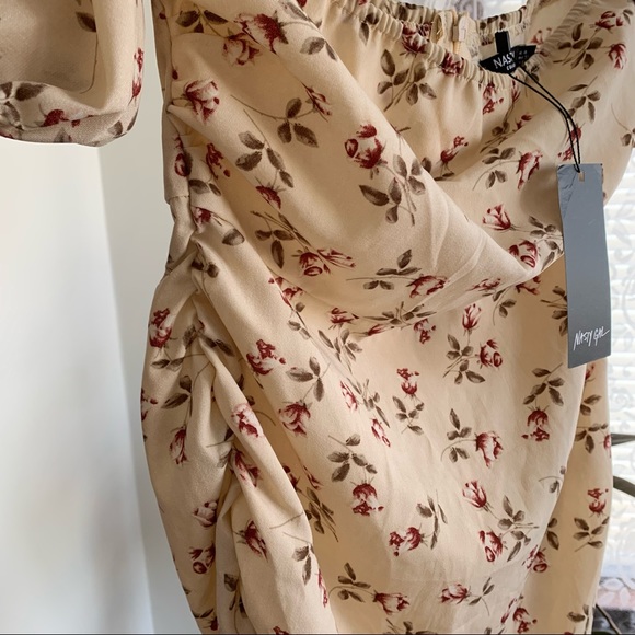 NWT Floral Off Shoulder Dress - Picture 6 of 9